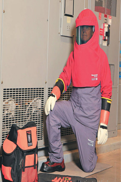 فروشگاه تجهیزات آتش نشانی پیمان احمدی | لباس ضد آرک هانیول سالیزبری (Honeywell Salisbury Pro-Wear™ Plus)